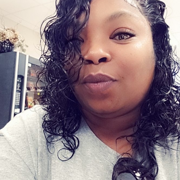 Meet your Posher, Tonya - Picture 16 of 16